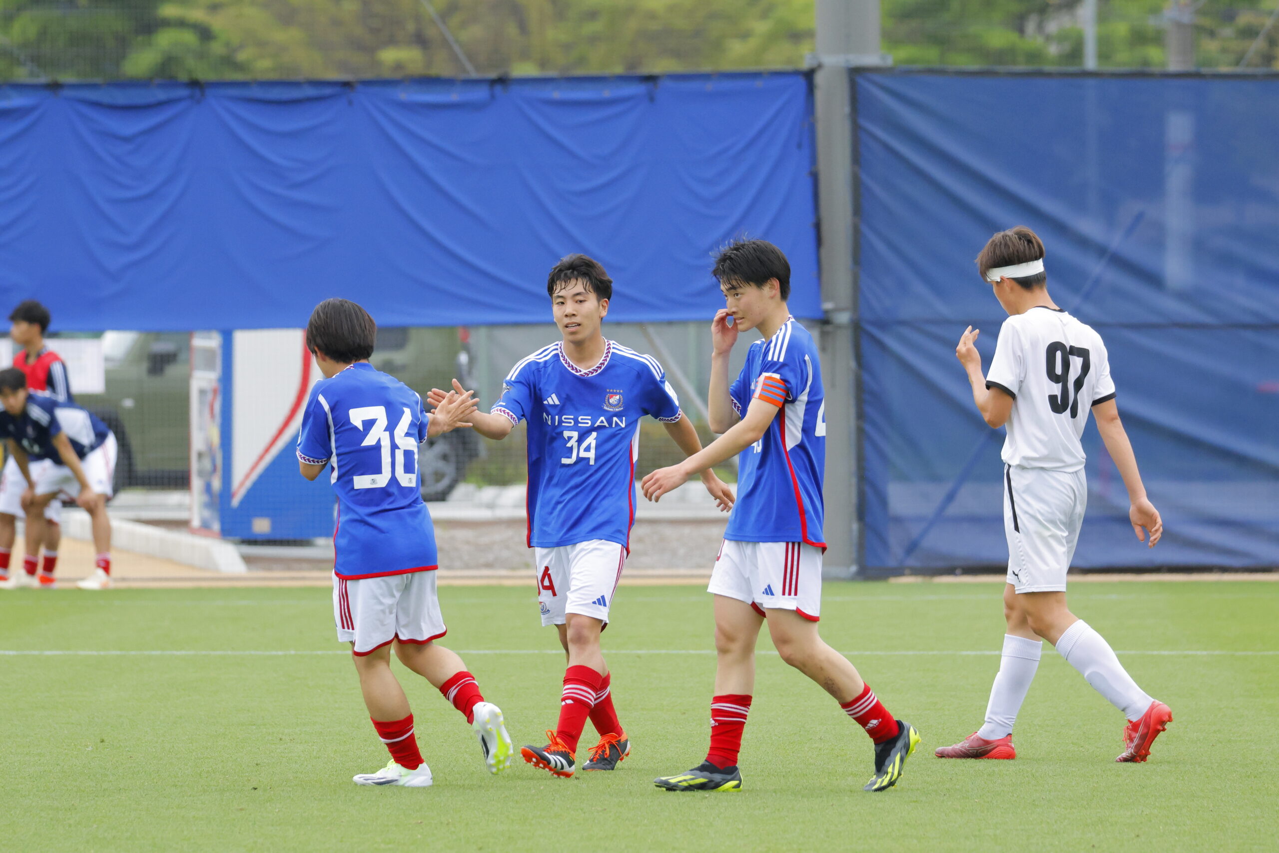 練習試合 vs 三浦学苑（F・マリノススポーツパーク）｜マリノス